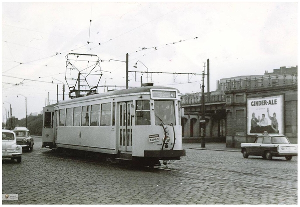 41 Tram aan Stenenbrug