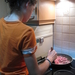 29) Jana bakt de bacon