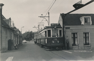 A608-607 + B14 Rijnsburg Brouwerstraat bij de brug over de Vliet.