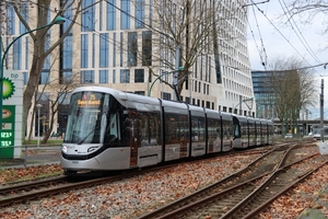 Testtrams 3002+3001 nabij Station Zuid - WTC (De Boelelaan) op 04