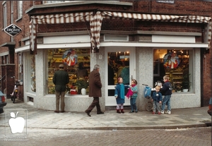 Bakkerij van Leeuwen, Frambozenstraat Den Haag 1988