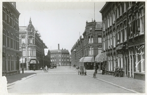 Den Haag. Frans Halsstraat, gezien van de Gabriel Metsustraat ove