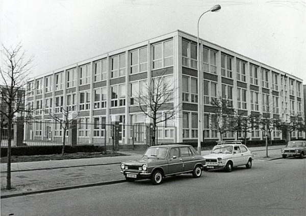Meppelweg 339-341,Zuidwoldestraat 24, R.K. Technische School St. 