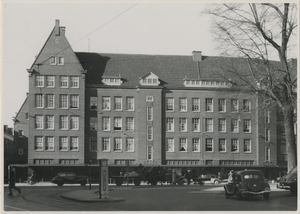 Torenstraat, gezien vanaf de Riviervismarkt.