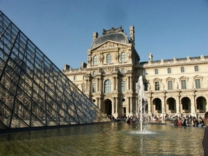 steden 77 Parijs  -  Le Louvre (Medium)