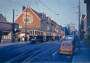 Haarlem. We stapte dan uit aan de halte Tempelierstraat