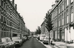 Vliegerstraat, gezien van de Ruijsdaelstraat naar de Delftselaan.