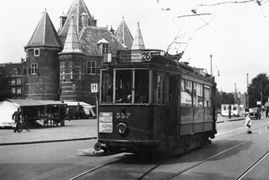 337 Nieuwmarkt, circa 1946.