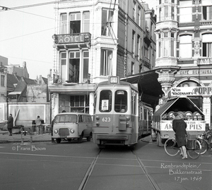 Over Amsterdams smalste tramstraat hoef ik niets meer te schrijve