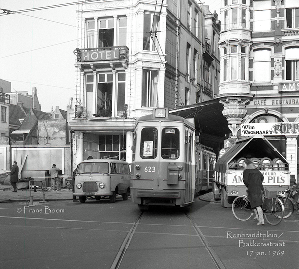 Over Amsterdams smalste tramstraat hoef ik niets meer te schrijve