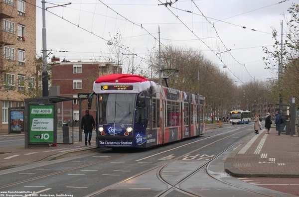 Sky Radio Kersttram op Amsterdamse tramlijn 3    (7 december 2019