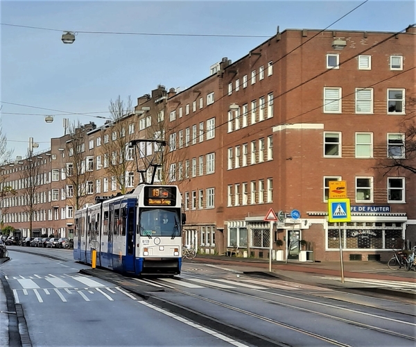 819 Admiraal de Ruyterweg (bij de Karel Doormanstraat), begin 202