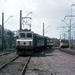 Op 11 mei 1974 komt een NS-diesellocomotief met enkele NS-blokken