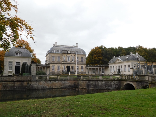 Kasteel en Landgoed,De Voorst,gebouwd tussen 1695-1700 ligt in de