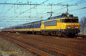 Een lekkere gemengde trein, onderweg van Den Haag richting het zu