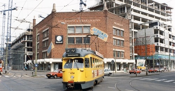 23 April 1993 Den Haag. HTM 1106 on route 10  Spui.