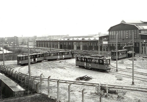 Centrale werkplaats aan de Kleiweg, de voormalige fabriek van de 