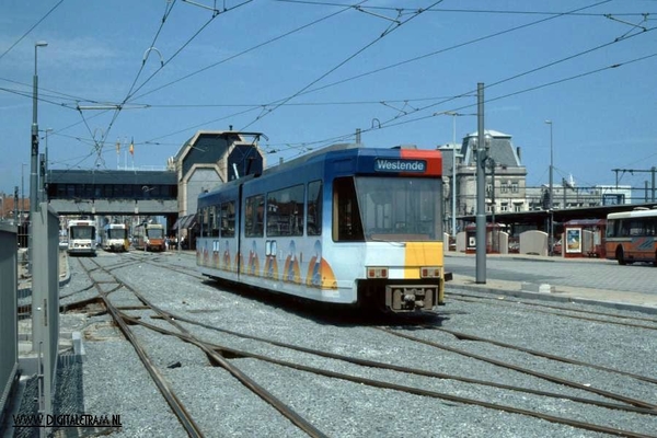 16-07-1992 Kusttrams er nog fraai uitzagen.