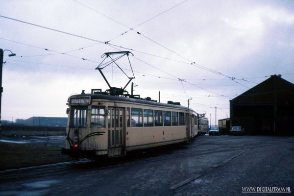 Nadat twee maanden bijna de helft van het resterende tramnet in H