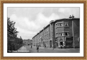 1920 Weesperstraat gezien van Muiderbergsestraat naar de Hilversu