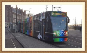 2102 De nieuwste reclametram bij het GVB is de 2102 voor Bunq. 21