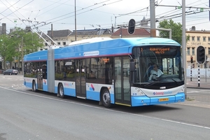 5243, bij het Arnhemse station