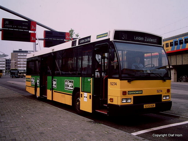 Connexxion 5274 Leiden station