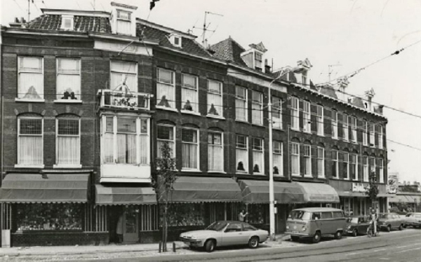 Paul Krugerlaan 274-294, gezien naar de Herman Costerstraat,