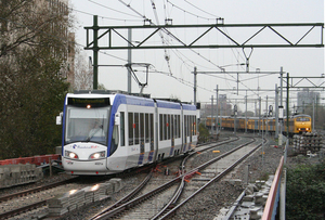 RandstadRail rijdt nu aan de noordelijke zijde bij station Laan v