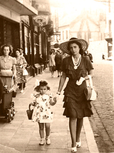 Jeanine en mama 1946