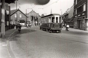 Blauwe Tram op de Parkweg.