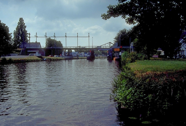 1982. Spoorbrug. Leidschendam