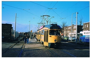 1335 Lijn 11 op de vrije baan bij de Haagsche Markt