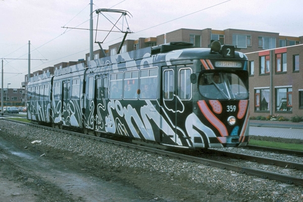 359 (serie 351-386) DE ZWARTE TRAM