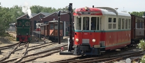 10 Mei 2018 Remise Ouddorp Links loc54 midden M67 met de wagons 4