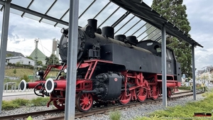 (2021-08-31) Stoomlocomotief 64 393 op station Konzer-9