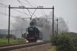 Den Bosch onder stoom. Met de de 23 023 en de 23 071 pendelen tus