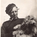 1910-1940 Frits van Meekeren met hondje