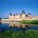 zweden-kasteel-reflectie-water-achtergrond