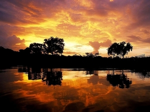 natuur-reflectie-zonsondergang-meer-achtergrond