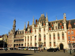 provinciaal-gerechtshof-markt-brugge-paleis-achtergrond