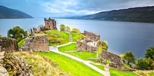 5D Urquhart Castle 2