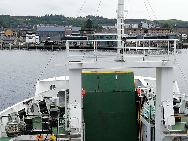 7O Oban Ferry aankomst _IMG_20220615_191232