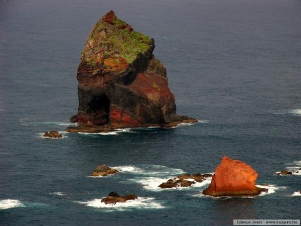 Portugal 18   Madeira (Small)