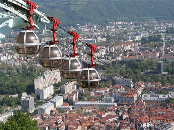 Rhône en Alpen 34  Grenoble (Medium) (Small)