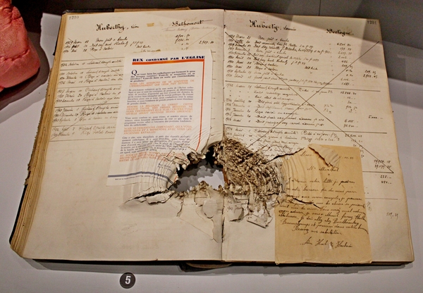 058_20-08_Bastogne-War-Museum_gat-inde-boekhouding_IMG_8005