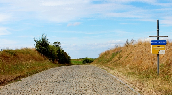 112_21-08_onderweg_Welkom-in-Vlaanderen_Regio-in-slechte-staat_IM