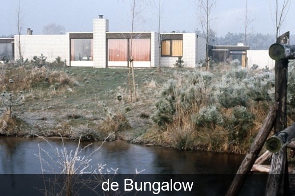 De gehuurde bungalow. 1984