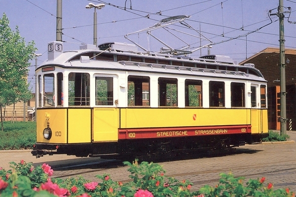 100 Karlsruhe oud materiaal