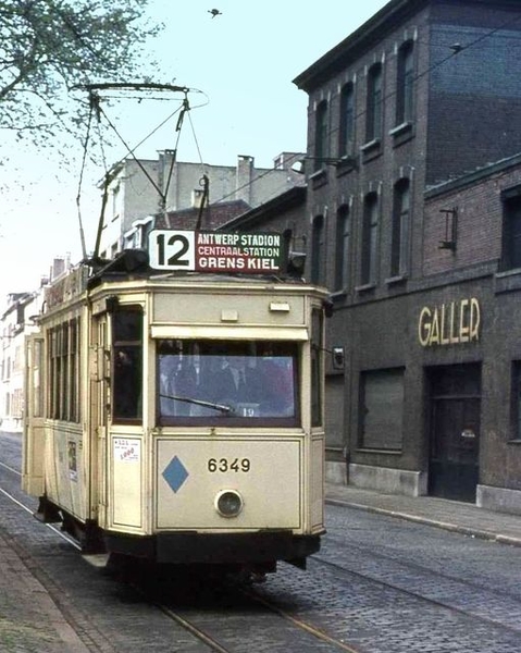 MIVA 6349 op lijn 12 (Antwerp Stadion - Grens Kiel) te Antwerpen,